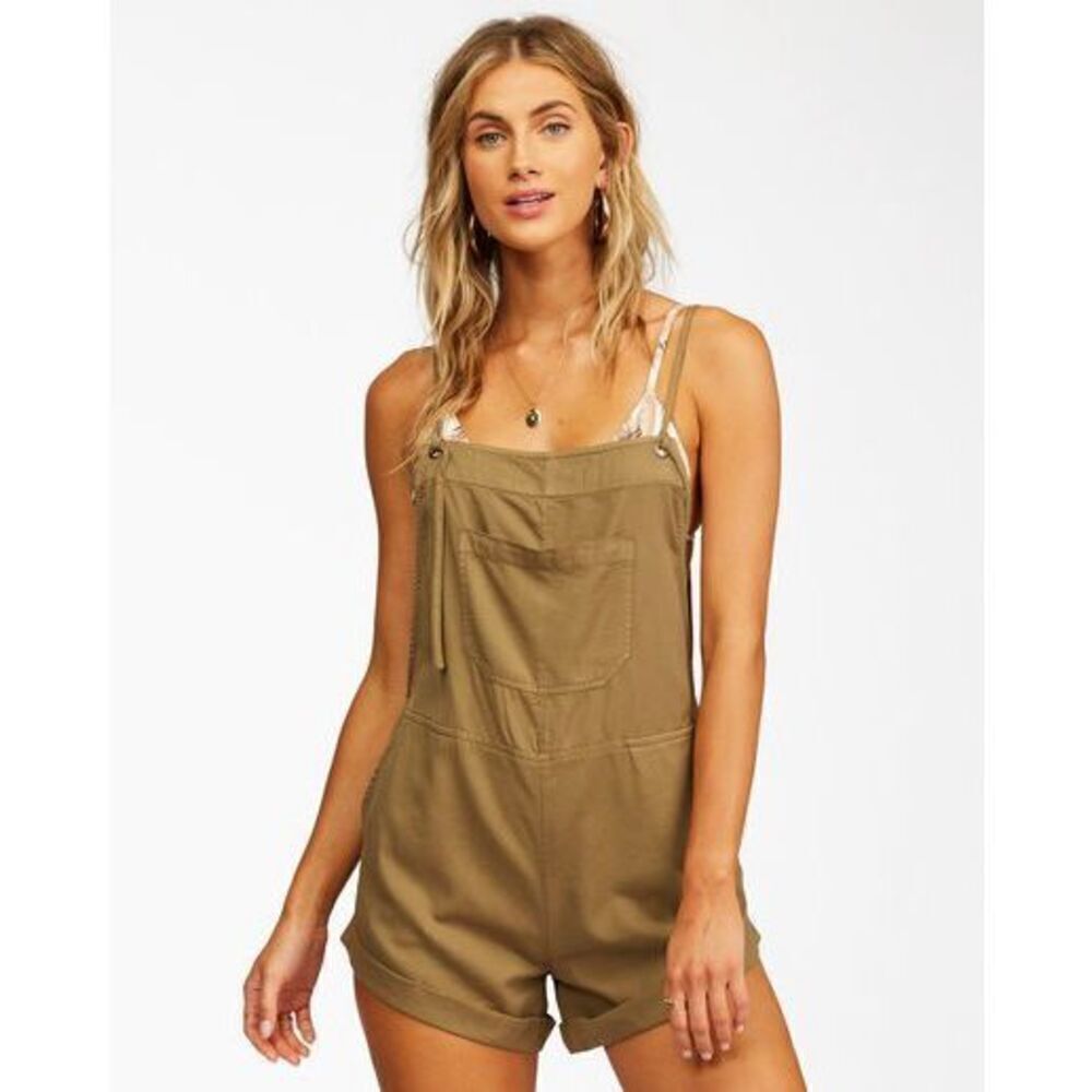 ✨Billabong Wild Pursuit Short Sz Large Sage Overalls✨